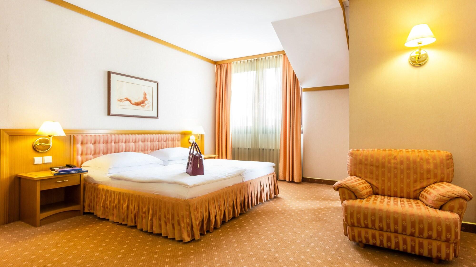 Habakuk Wellness & Event Hotel Maribor Exterior photo