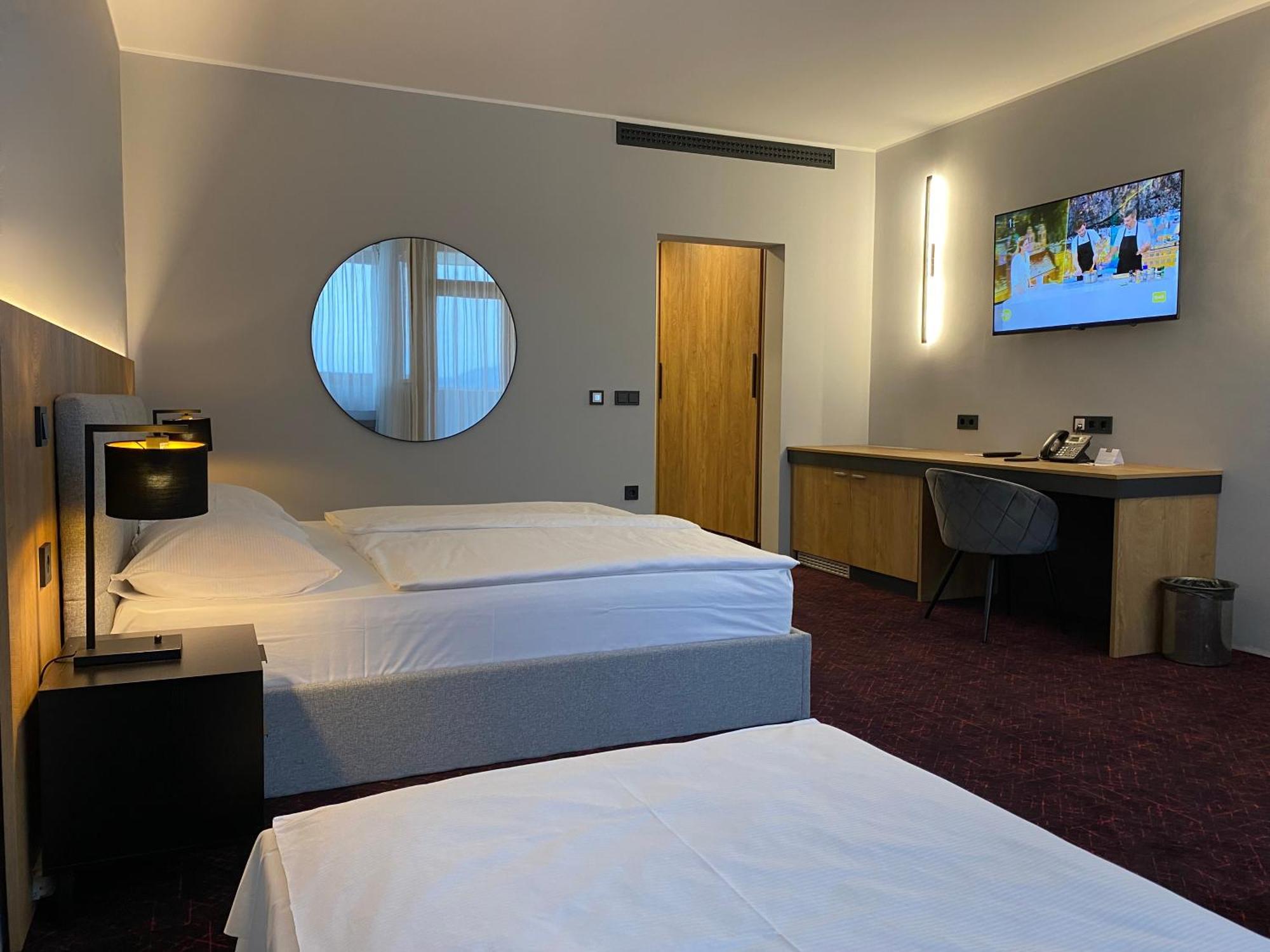 Habakuk Wellness & Event Hotel Maribor Exterior photo